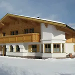Schlichtherle Apartman *